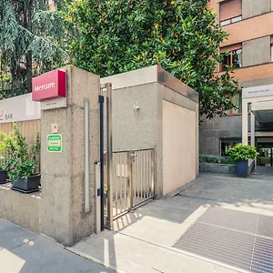 4* מלון Mercure Solari